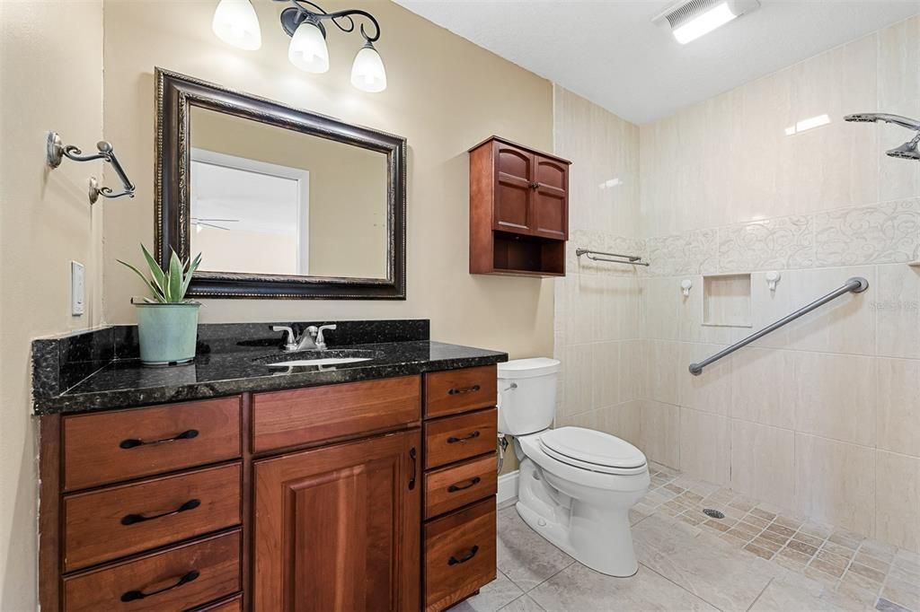 For Sale: $349,000 (2 beds, 2 baths, 1479 Square Feet)