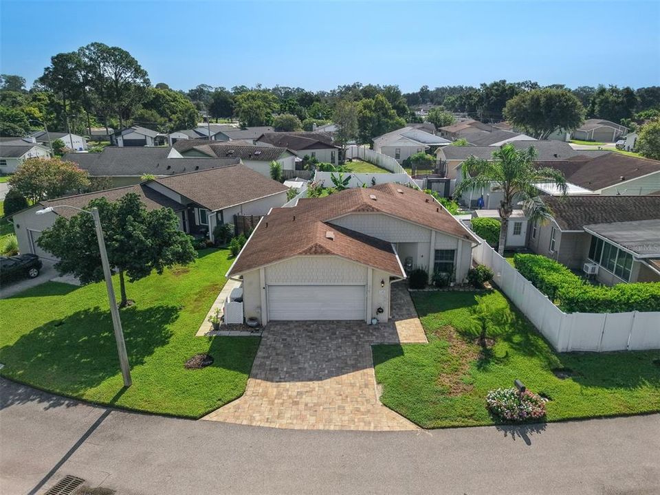 For Sale: $349,000 (2 beds, 2 baths, 1479 Square Feet)
