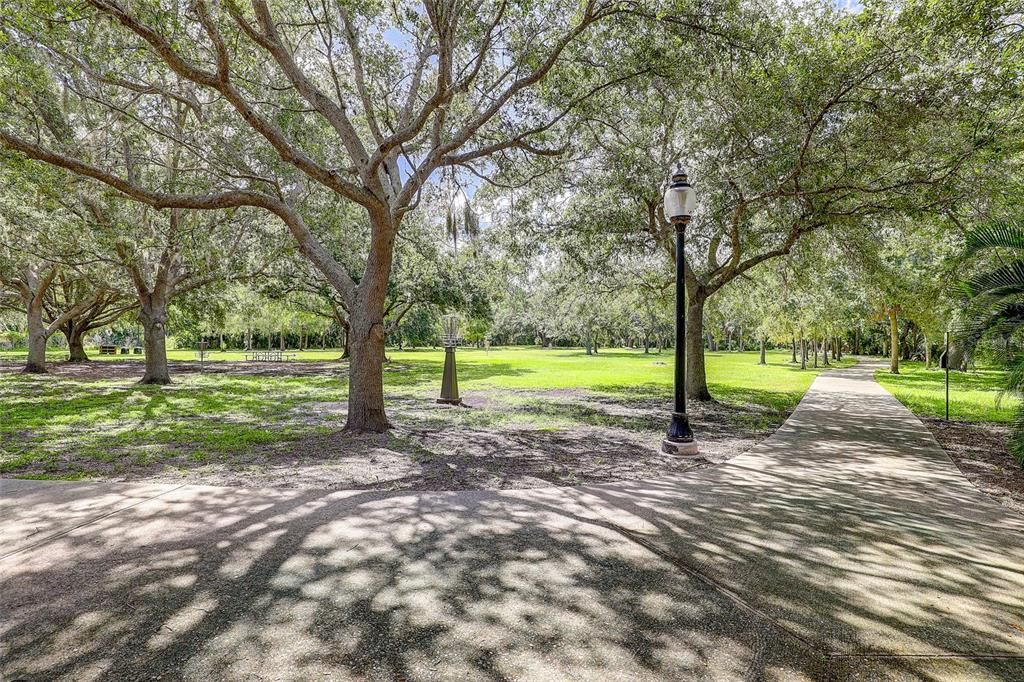 For Sale: $165,000 (2 beds, 2 baths, 966 Square Feet)
