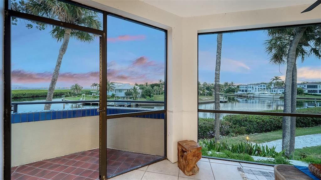 En Venta: $1,599,000 (4 camas, 3 baños, 2846 Pies cuadrados)