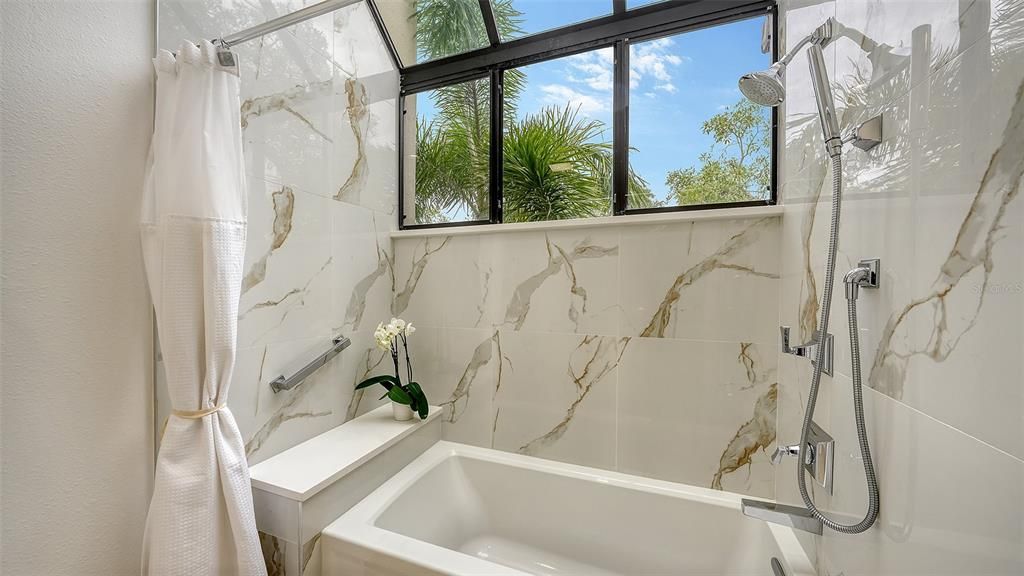 En Venta: $1,599,000 (4 camas, 3 baños, 2846 Pies cuadrados)