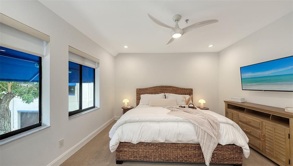 En Venta: $1,599,000 (4 camas, 3 baños, 2846 Pies cuadrados)