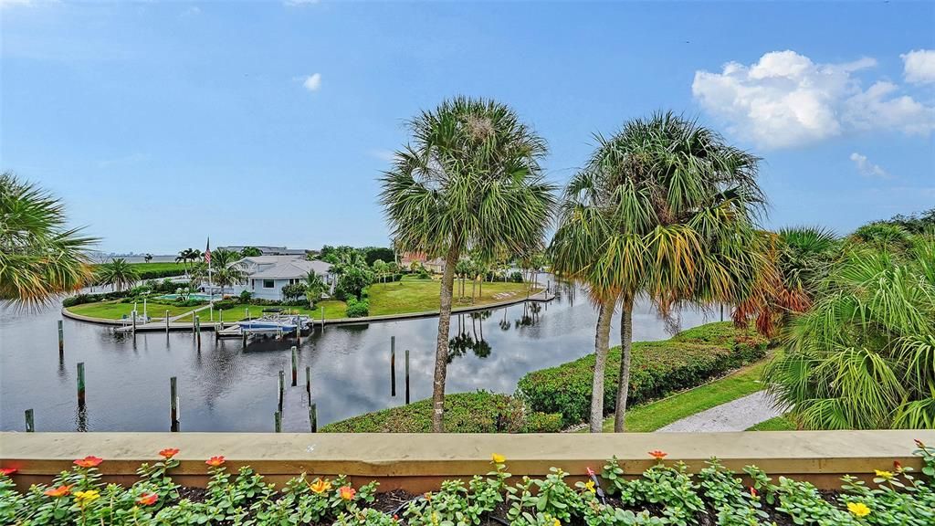 En Venta: $1,599,000 (4 camas, 3 baños, 2846 Pies cuadrados)
