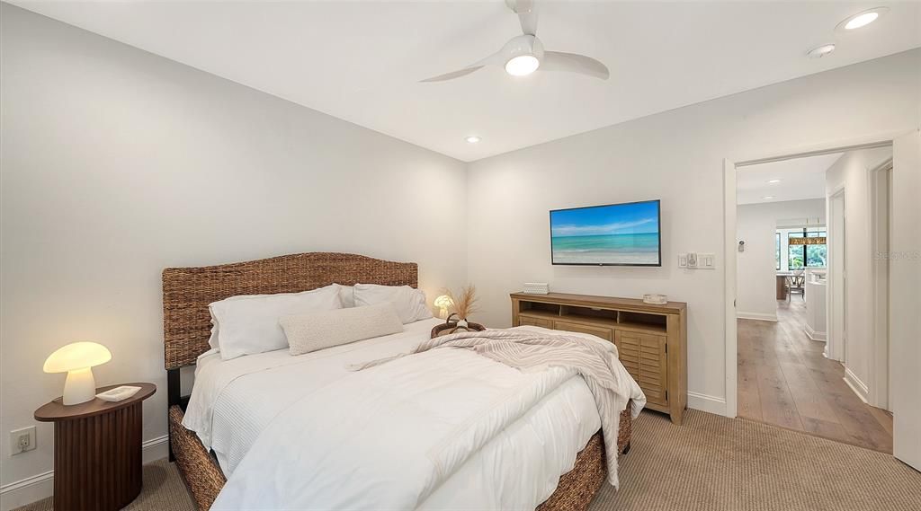 En Venta: $1,599,000 (4 camas, 3 baños, 2846 Pies cuadrados)