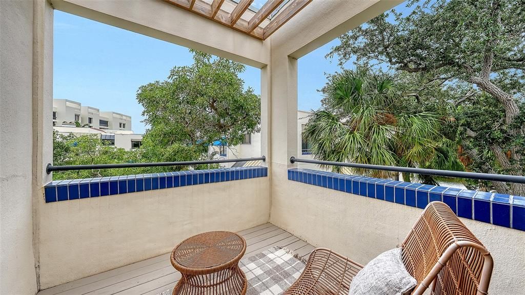 En Venta: $1,599,000 (4 camas, 3 baños, 2846 Pies cuadrados)