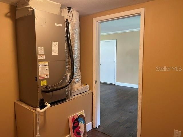 For Sale: $165,000 (2 beds, 1 baths, 1024 Square Feet)
