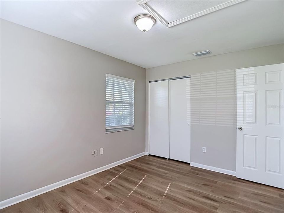Active With Contract: $302,500 (3 beds, 2 baths, 1434 Square Feet)