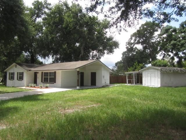 For Sale: $302,500 (3 beds, 2 baths, 1434 Square Feet)