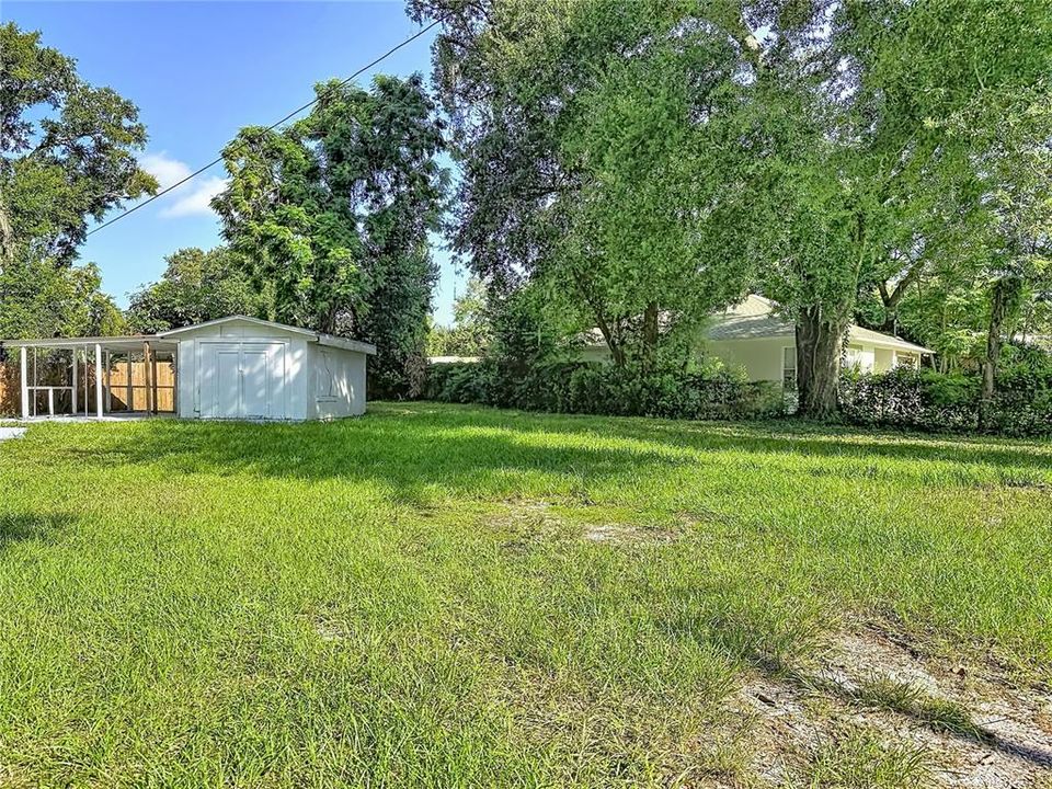 Active With Contract: $302,500 (3 beds, 2 baths, 1434 Square Feet)