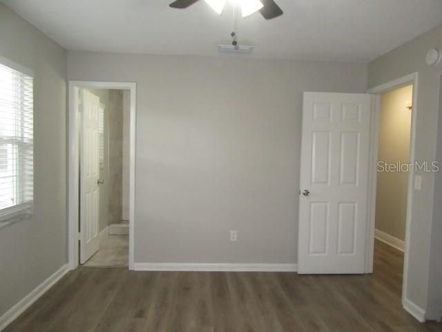 For Sale: $302,500 (3 beds, 2 baths, 1434 Square Feet)