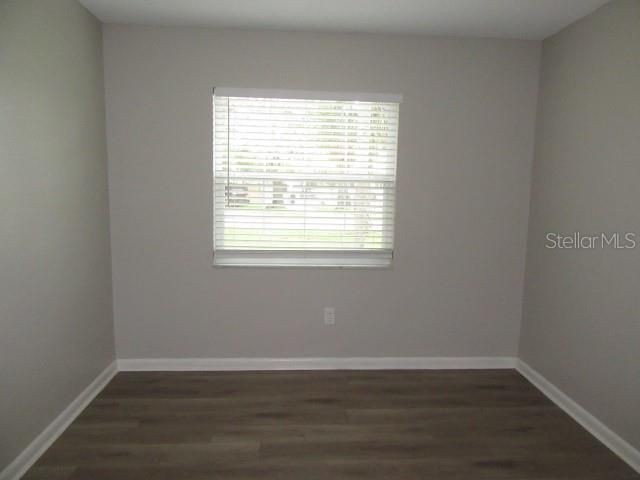 For Sale: $302,500 (3 beds, 2 baths, 1434 Square Feet)