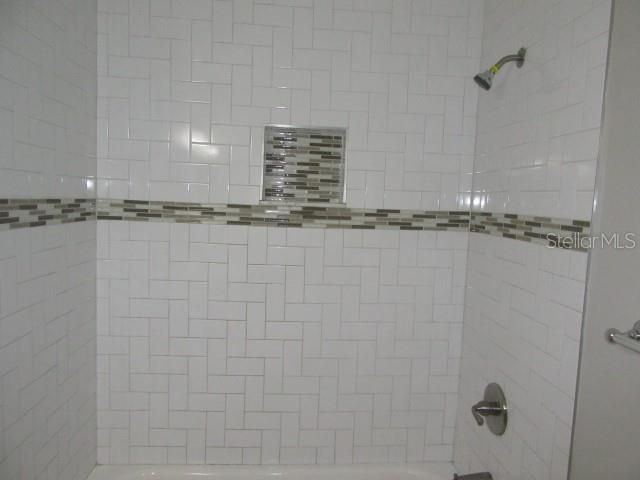 For Sale: $302,500 (3 beds, 2 baths, 1434 Square Feet)