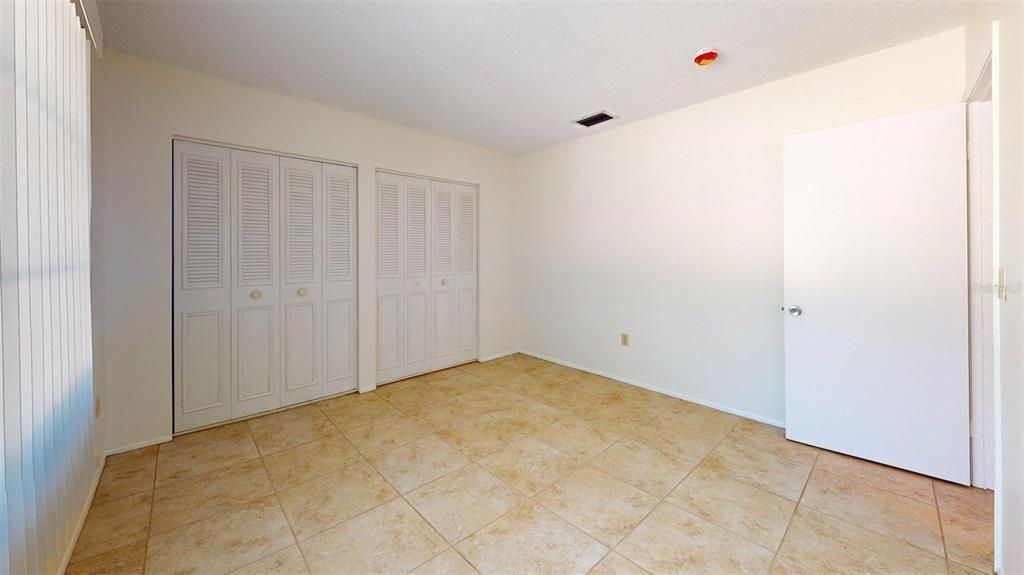 For Rent: $2,450 (2 beds, 2 baths, 1332 Square Feet)