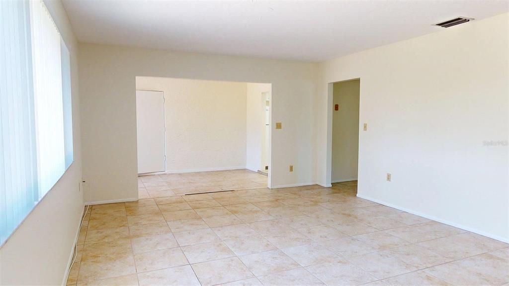 For Rent: $2,450 (2 beds, 2 baths, 1332 Square Feet)