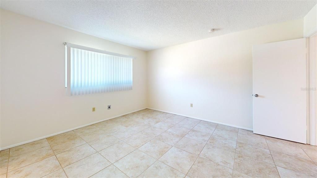 For Rent: $2,450 (2 beds, 2 baths, 1332 Square Feet)