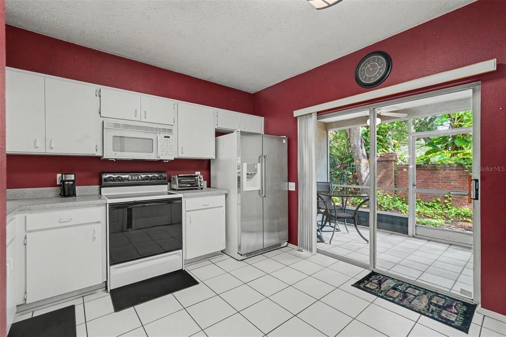 For Sale: $240,000 (2 beds, 1 baths, 1152 Square Feet)