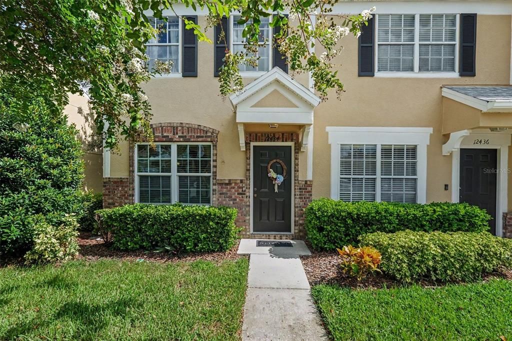 For Sale: $240,000 (2 beds, 1 baths, 1152 Square Feet)