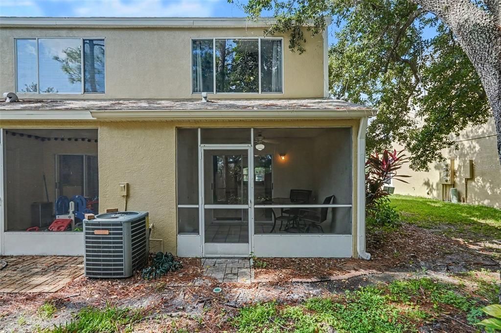 For Sale: $240,000 (2 beds, 1 baths, 1152 Square Feet)