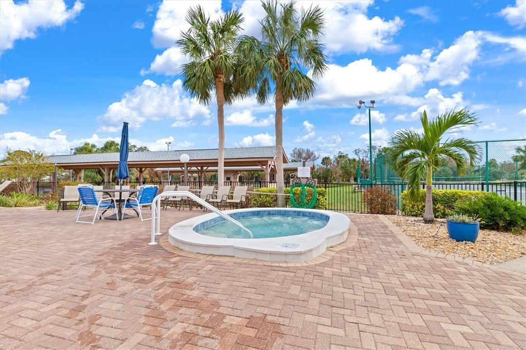 For Sale: $230,000 (2 beds, 2 baths, 1383 Square Feet)