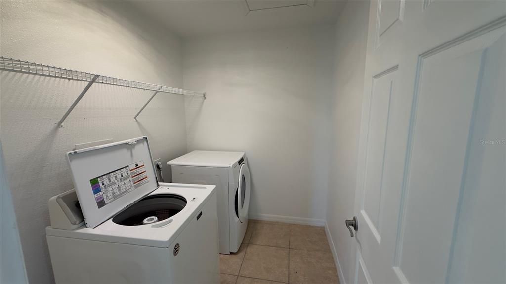 В аренду: $2,699 (4 спален, 3 ванн, 2814 Квадратных фут)