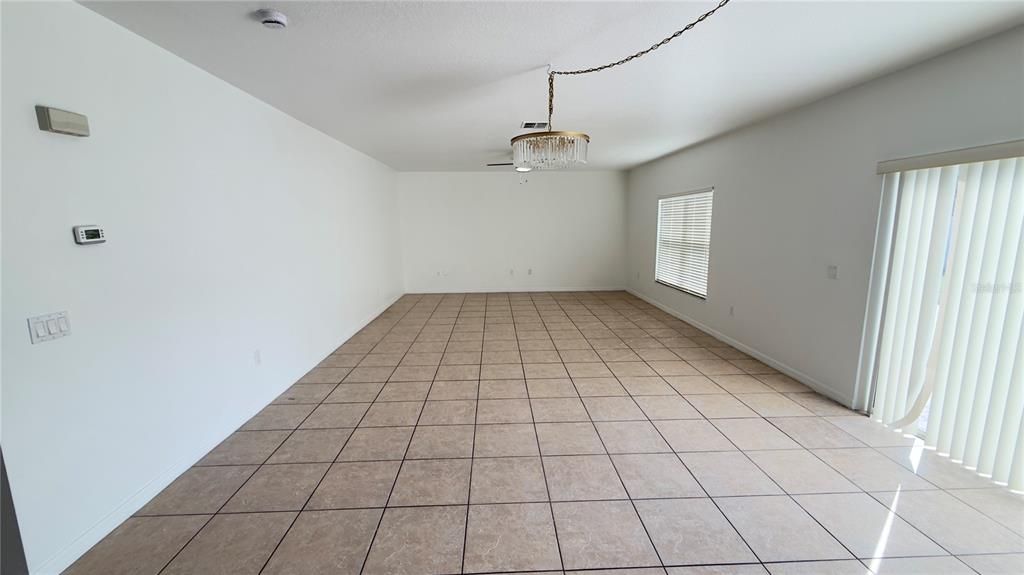 В аренду: $2,699 (4 спален, 3 ванн, 2814 Квадратных фут)