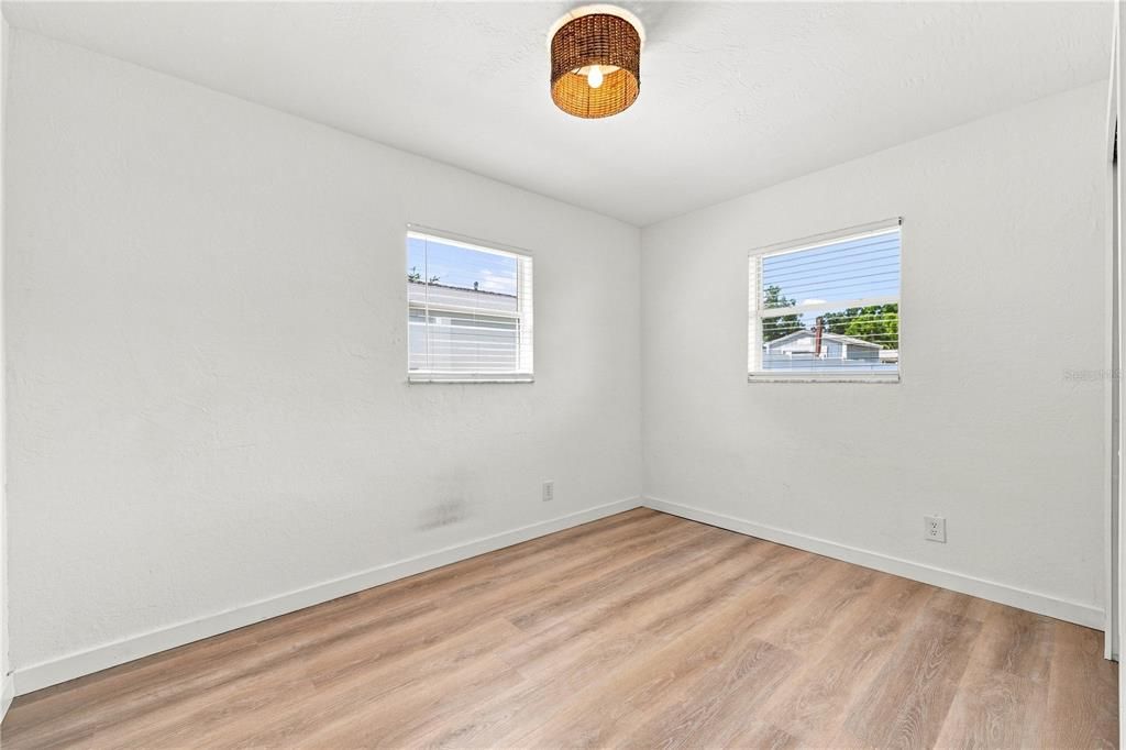 En Venta: $449,000 (3 camas, 2 baños, 1200 Pies cuadrados)