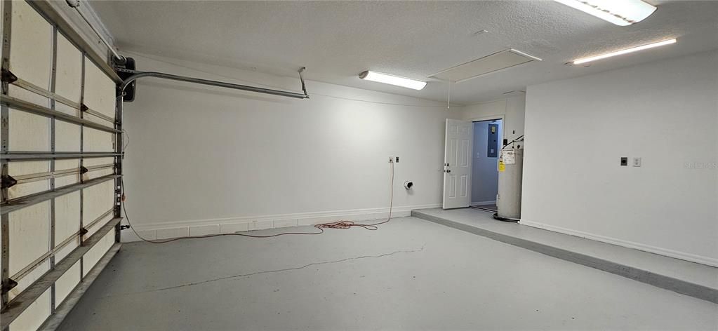 For Sale: $314,000 (3 beds, 2 baths, 1561 Square Feet)