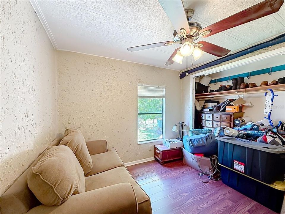 For Sale: $179,900 (2 beds, 2 baths, 1142 Square Feet)