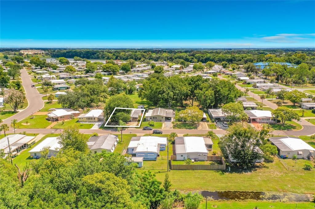 For Sale: $179,900 (2 beds, 2 baths, 1142 Square Feet)