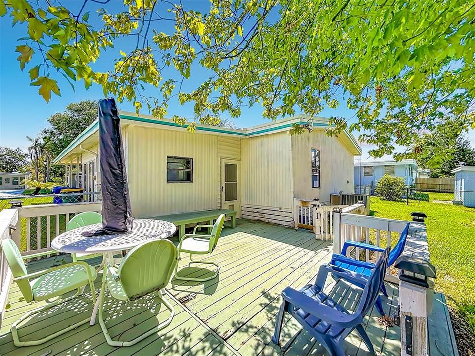 For Sale: $179,900 (2 beds, 2 baths, 1142 Square Feet)