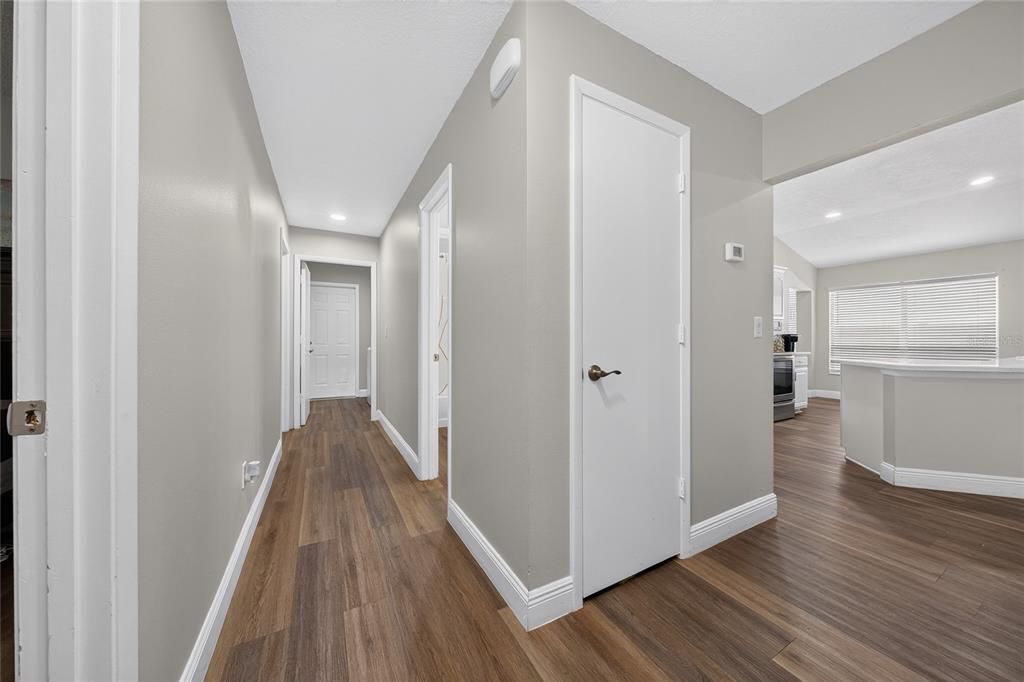 En Venta: $374,999 (3 camas, 2 baños, 1766 Pies cuadrados)