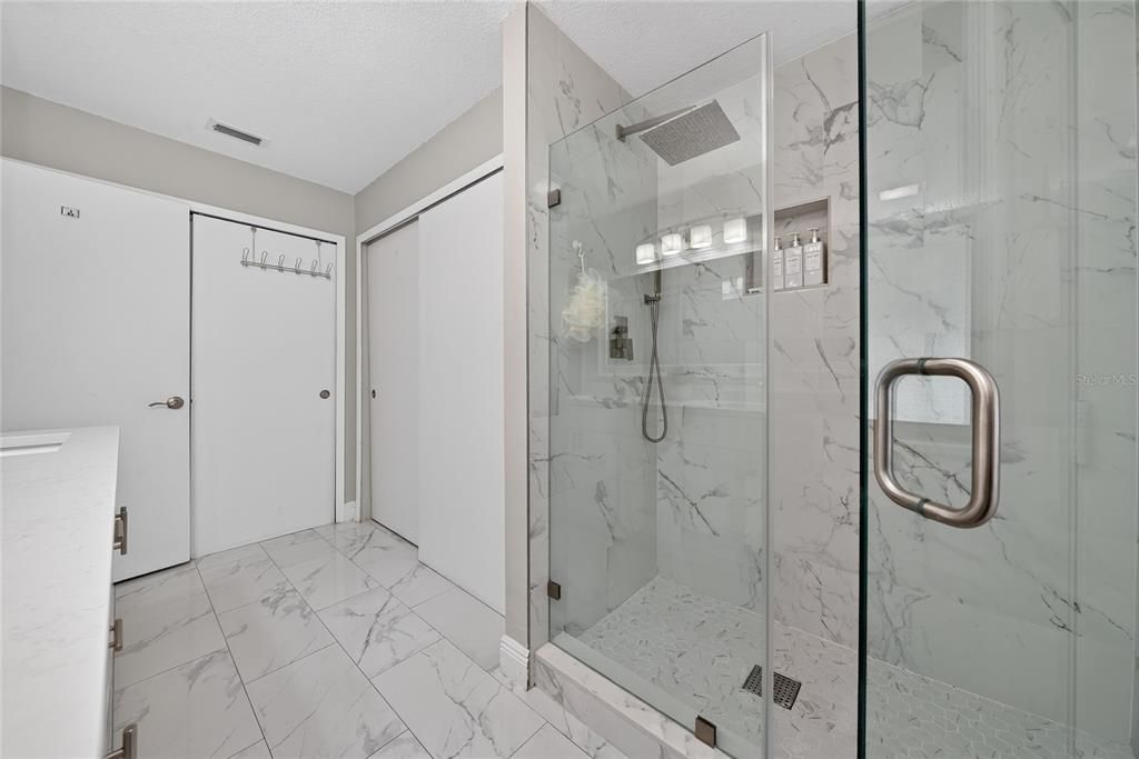 En Venta: $374,999 (3 camas, 2 baños, 1766 Pies cuadrados)