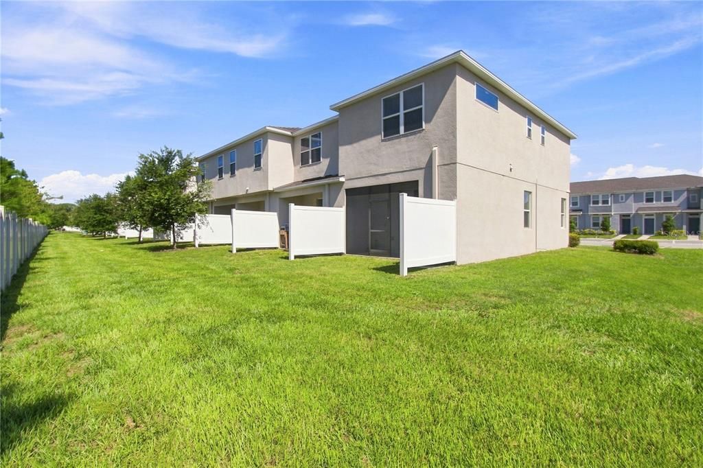 For Sale: $209,900 (2 beds, 2 baths, 1235 Square Feet)