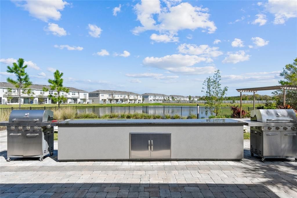 For Sale: $209,900 (2 beds, 2 baths, 1235 Square Feet)