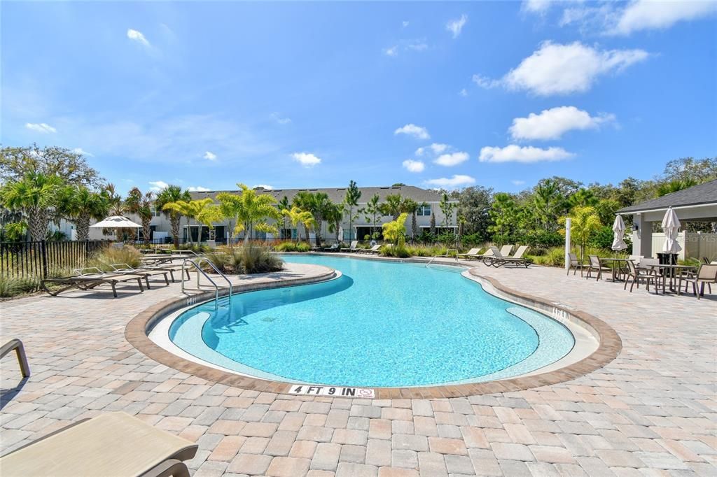 For Sale: $209,900 (2 beds, 2 baths, 1235 Square Feet)