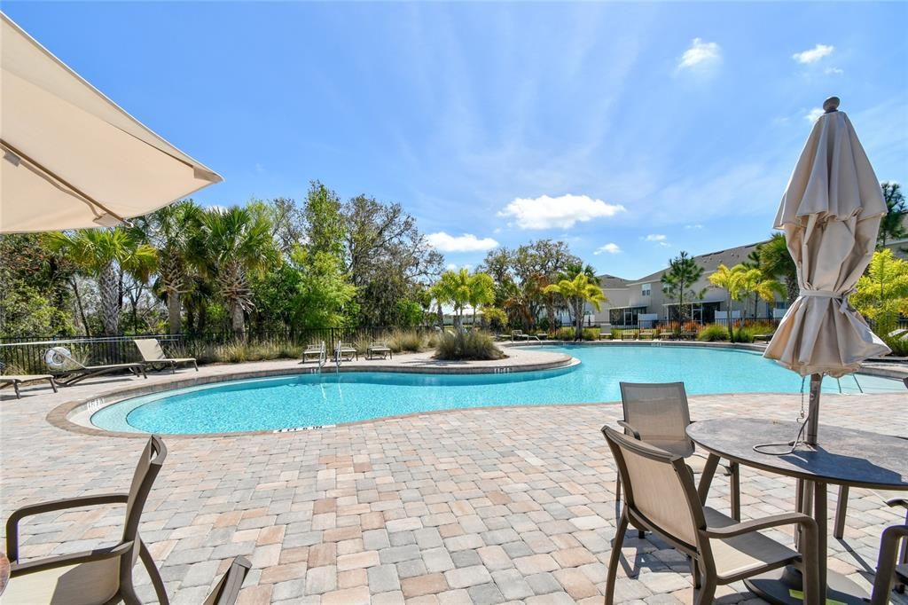 For Sale: $209,900 (2 beds, 2 baths, 1235 Square Feet)