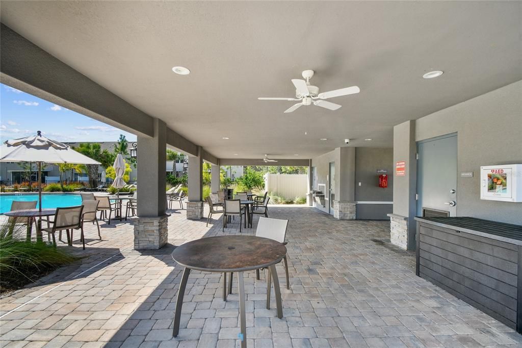 For Sale: $209,900 (2 beds, 2 baths, 1235 Square Feet)