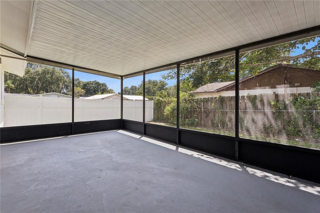 For Sale: $269,900 (3 beds, 2 baths, 1275 Square Feet)