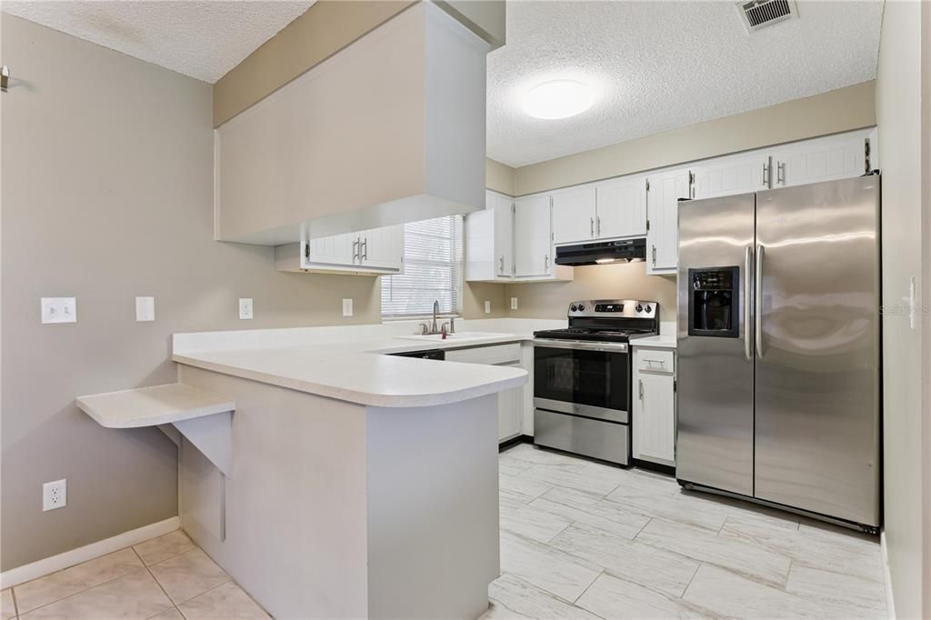 For Sale: $269,900 (3 beds, 2 baths, 1275 Square Feet)