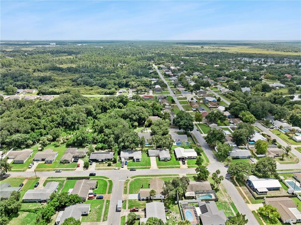 For Sale: $269,900 (3 beds, 2 baths, 1275 Square Feet)