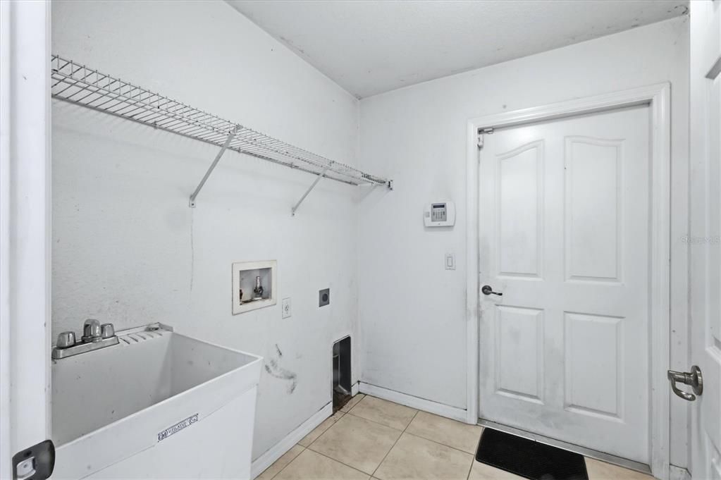 For Sale: $269,000 (3 beds, 2 baths, 1512 Square Feet)