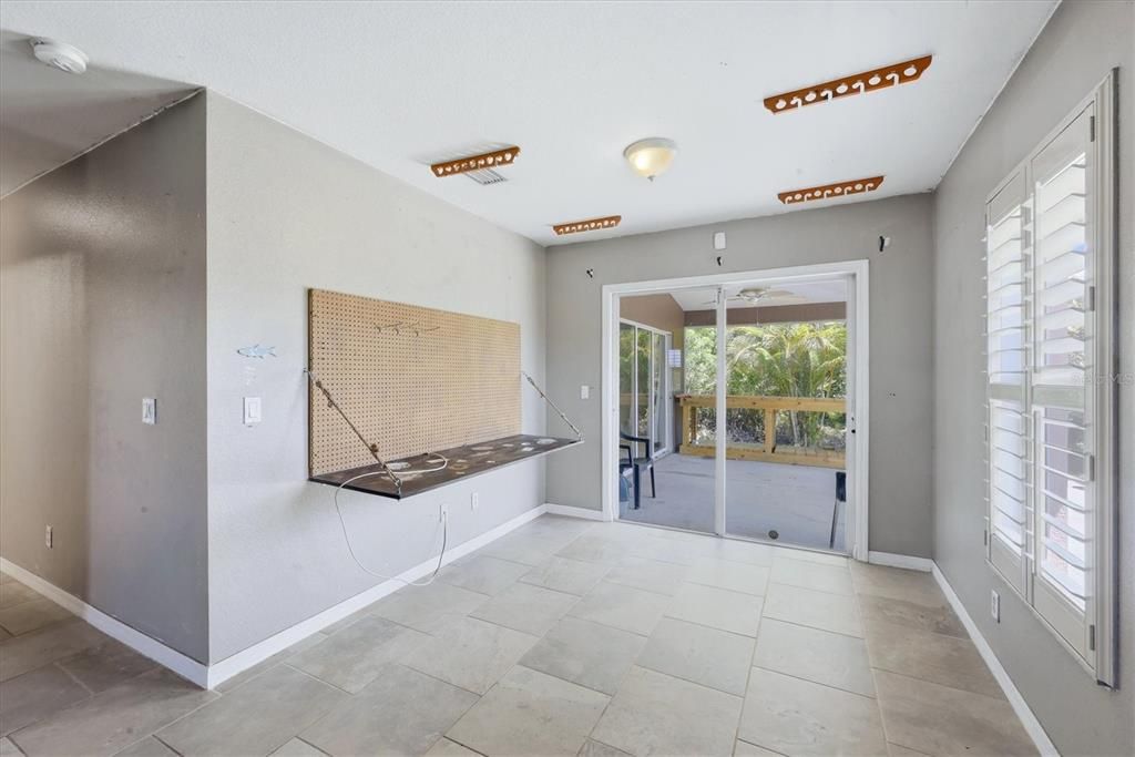 For Sale: $269,000 (3 beds, 2 baths, 1512 Square Feet)