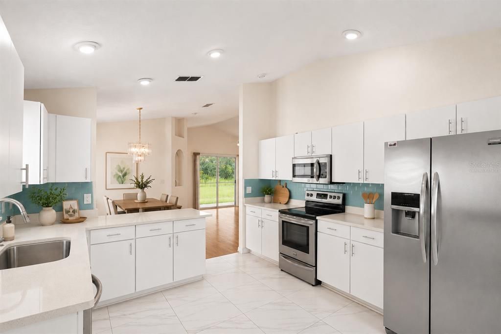 For Sale: $320,000 (3 beds, 2 baths, 1640 Square Feet)