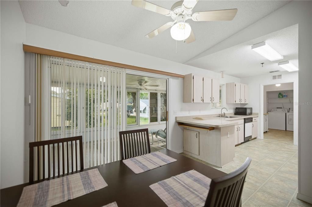 For Sale: $150,000 (2 beds, 2 baths, 1192 Square Feet)