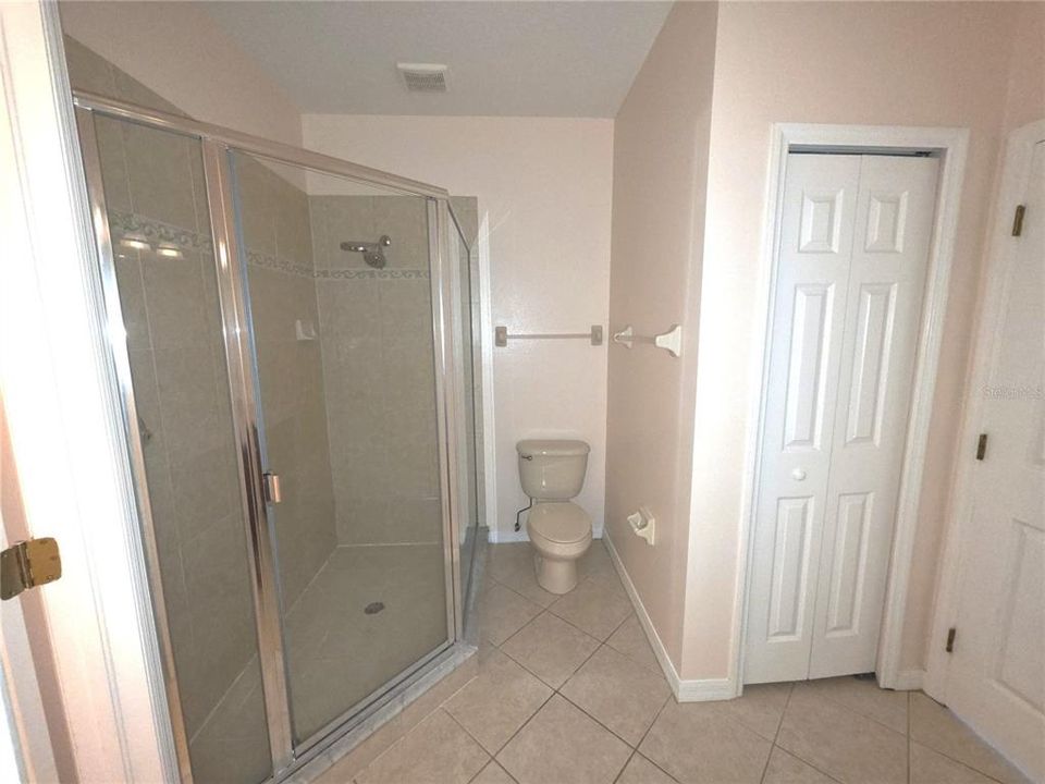 En Venta: $225,000 (3 camas, 2 baños, 1630 Pies cuadrados)
