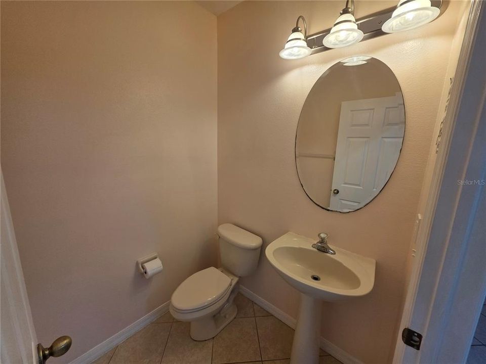 En Venta: $225,000 (3 camas, 2 baños, 1630 Pies cuadrados)