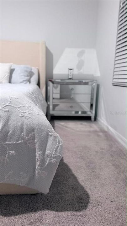 В аренду: $2,100 (3 спален, 2 ванн, 1373 Квадратных фут)