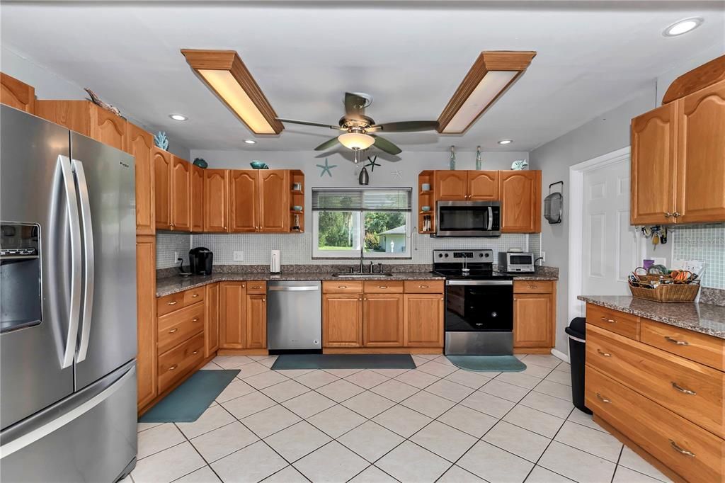 En Venta: $369,000 (2 camas, 2 baños, 1568 Pies cuadrados)