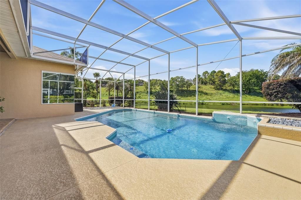 En Venta: $675,000 (4 camas, 3 baños, 2660 Pies cuadrados)