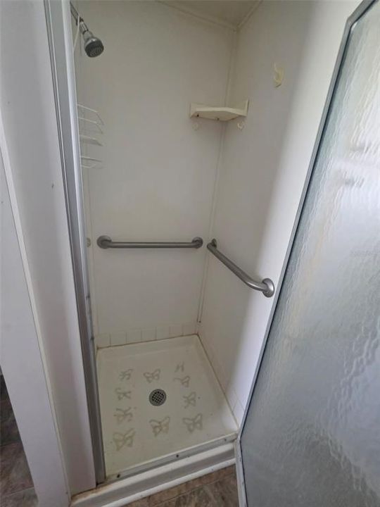 For Sale: $49,049 (2 beds, 1 baths, 830 Square Feet)